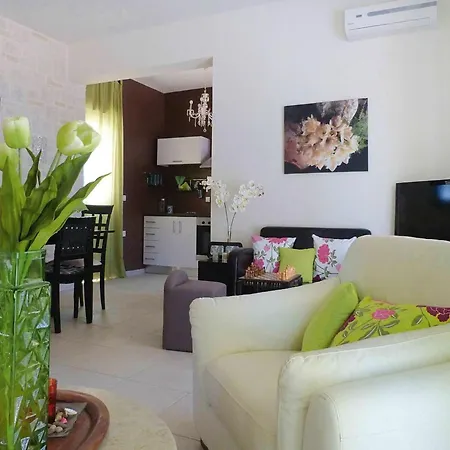 In With Shared Pool Villa