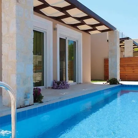 In With Shared Pool Villa *